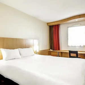 ** Hotel Ibis Spain