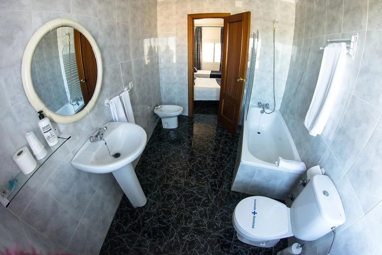 Hostal Caminito Del Rey ألورا